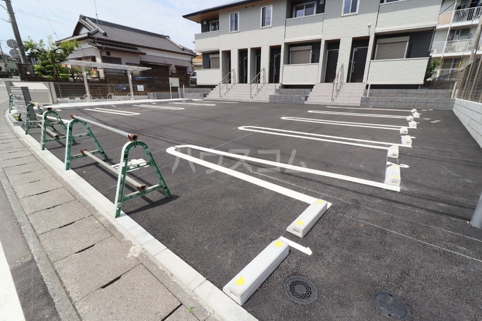 19/24 駐車場