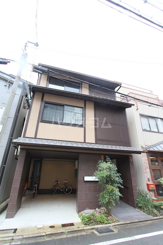 1/23 外観