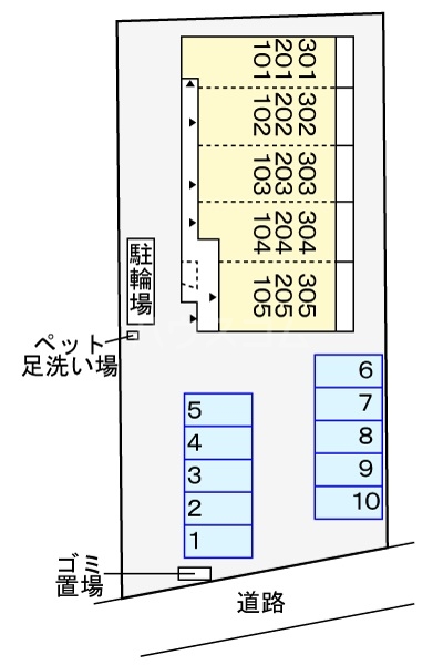 17/23 エントランス