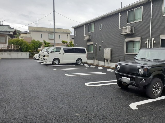 25/30 駐車場