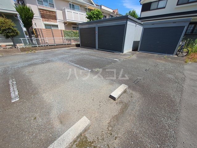 22/25 駐車場