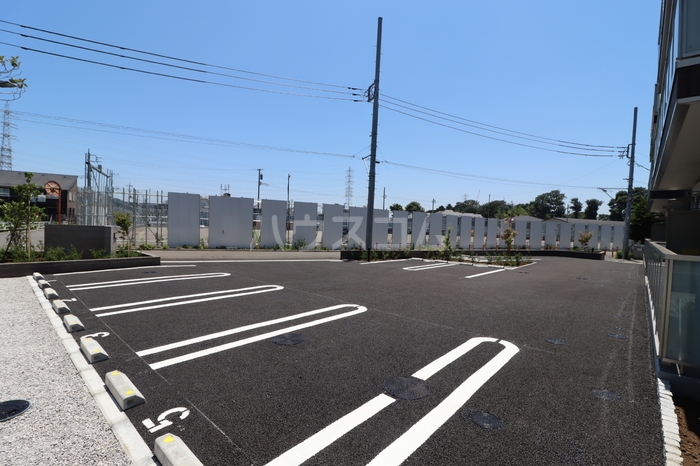 22/30 駐車場