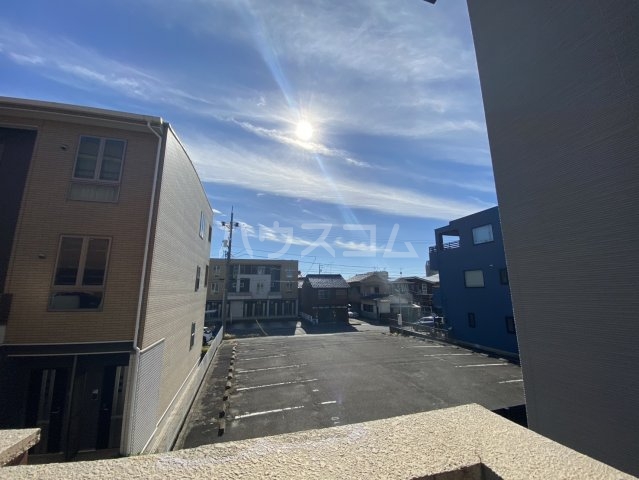21/29 駐車場