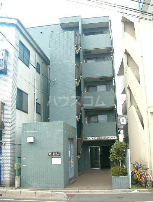25/30 エントランス