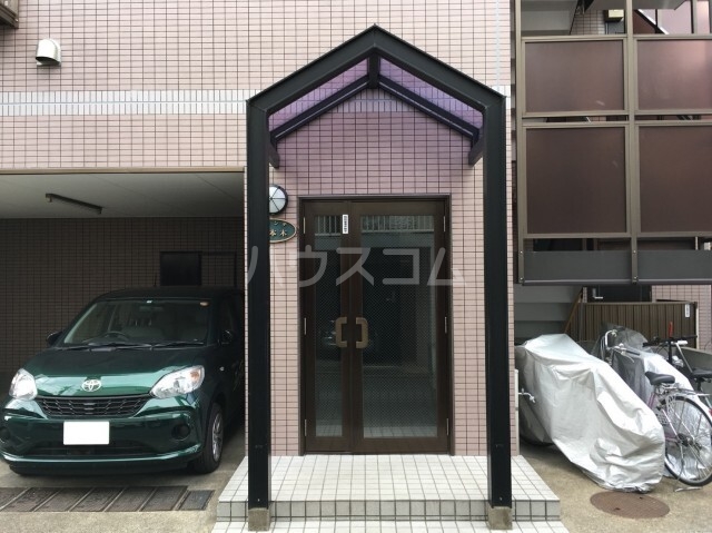 20/25 エントランス