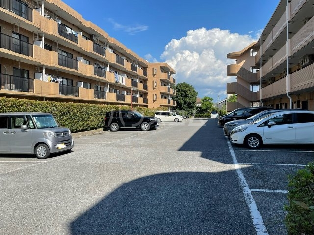 3/4 駐車場