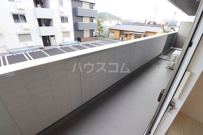 20/30 バルコニー
