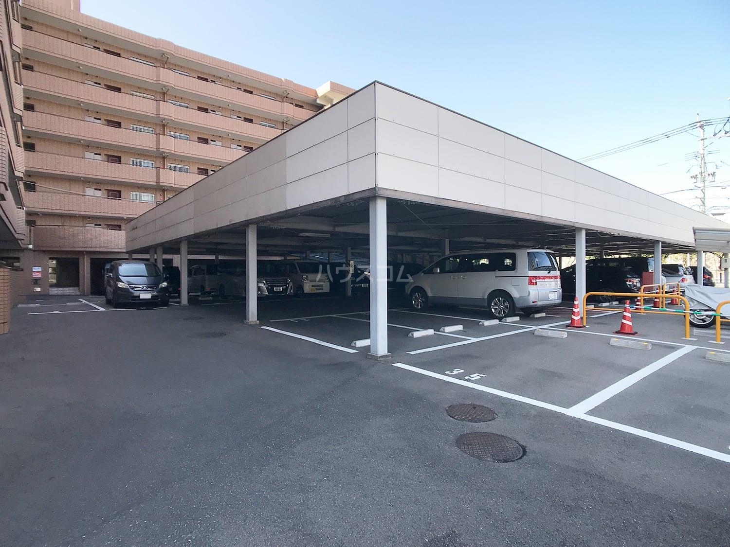 3/6 駐車場