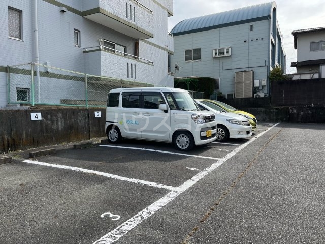 29/30 駐車場