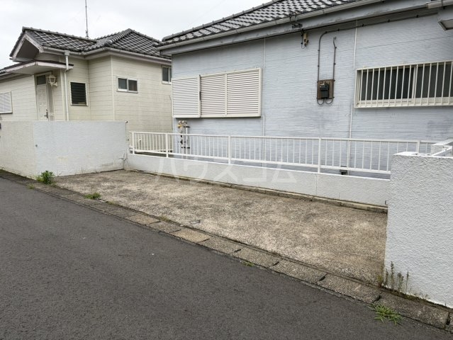 28/30 駐車場