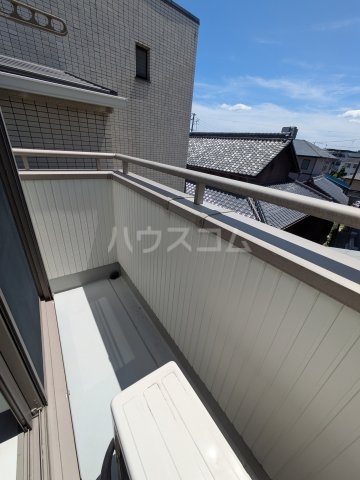 25/30 バルコニー