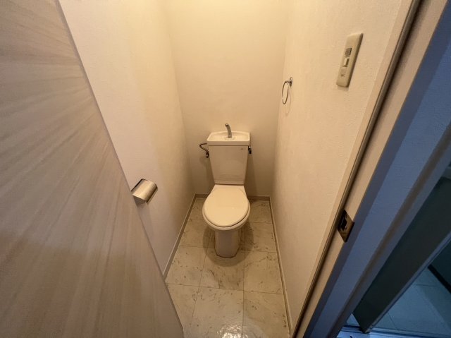 13/30 トイレ