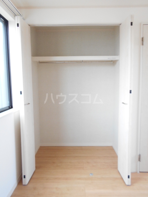 13/30 収納