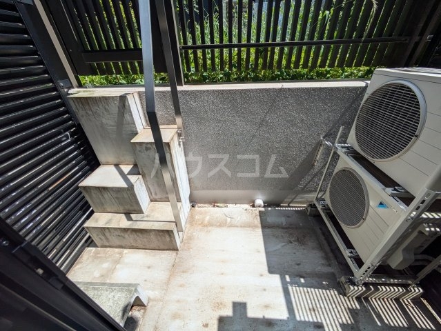 15/22 バルコニー