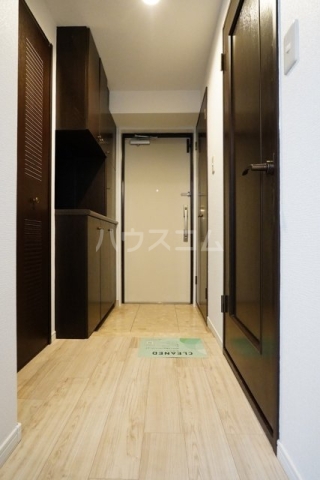 13/30 玄関