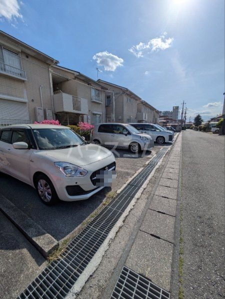 22/30 駐車場
