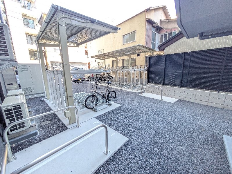 26/30 駐車場