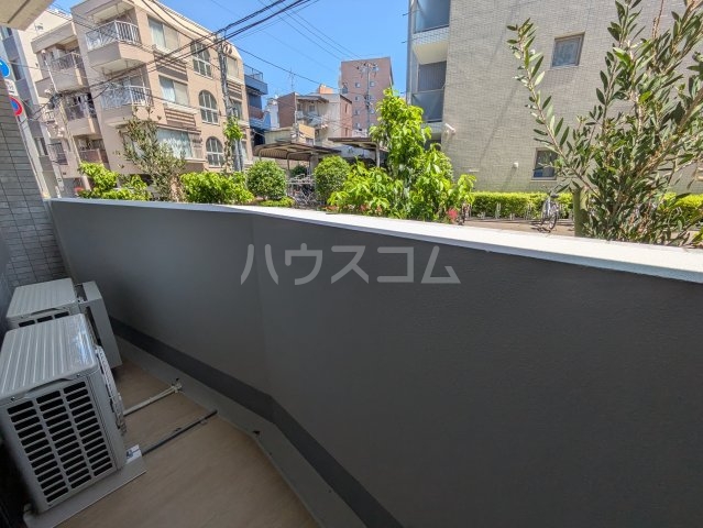 19/30 バルコニー