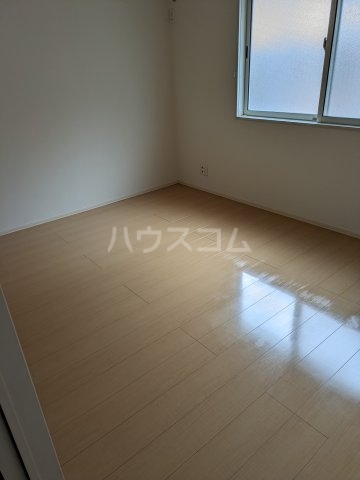 18/27 駐車場