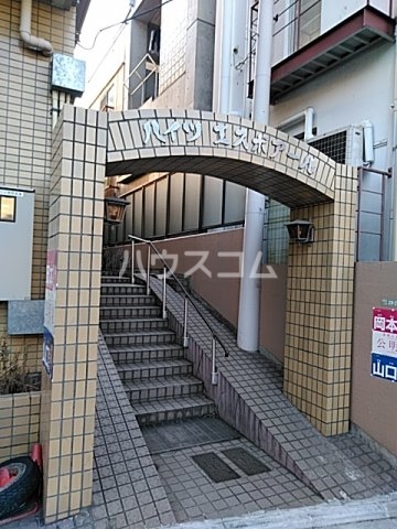 15/26 エントランス