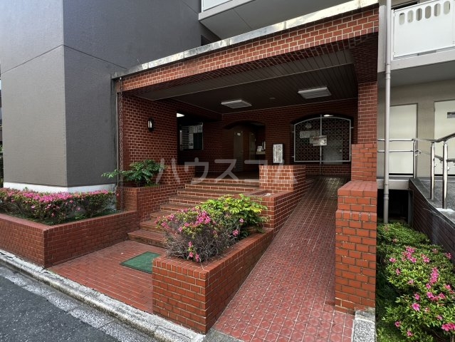 2/10 エントランス