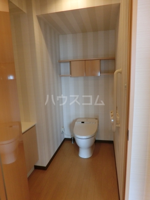 13/30 トイレ