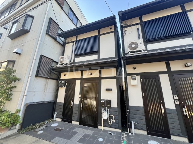 2/30 外観