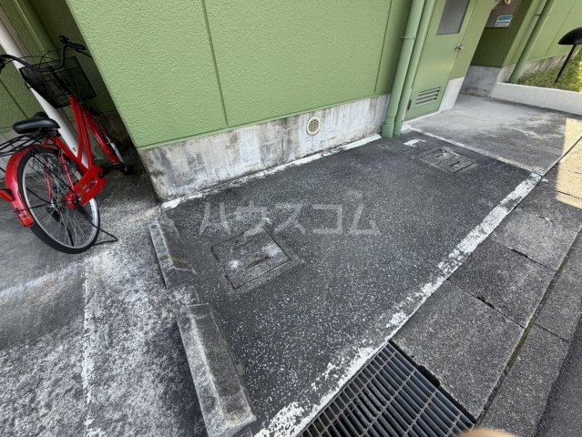 20/27 駐車場