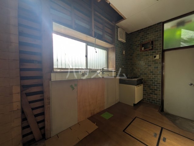 14/30 キッチン