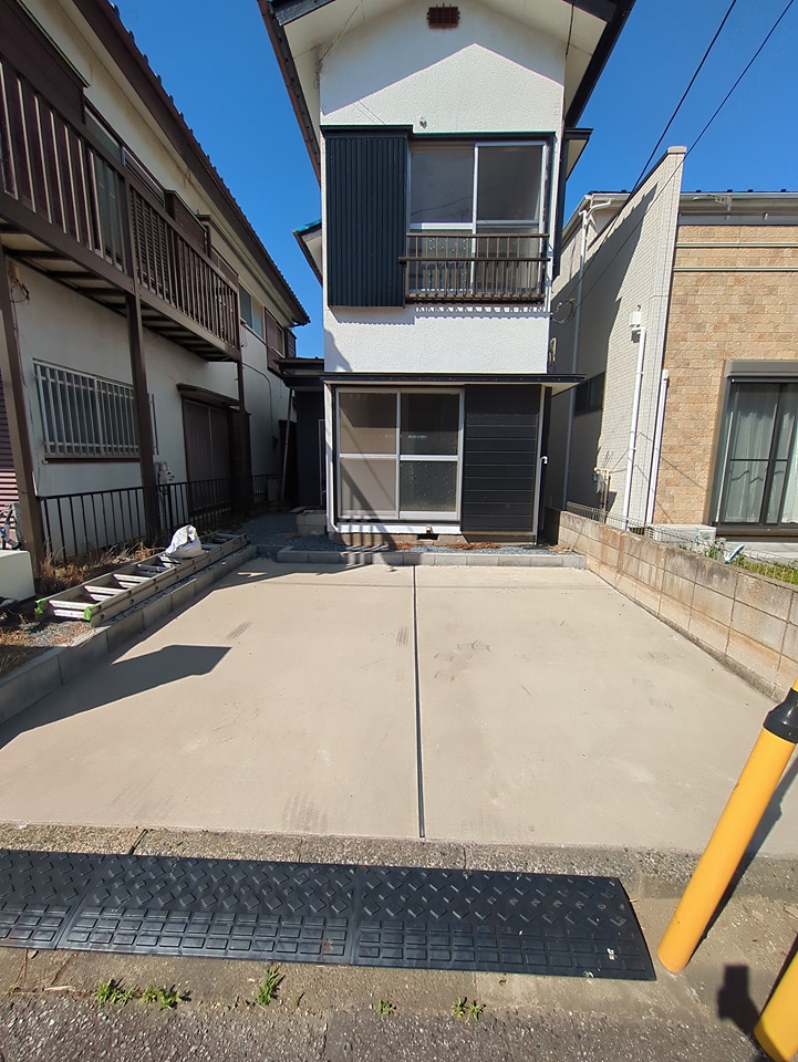 20/30 駐車場