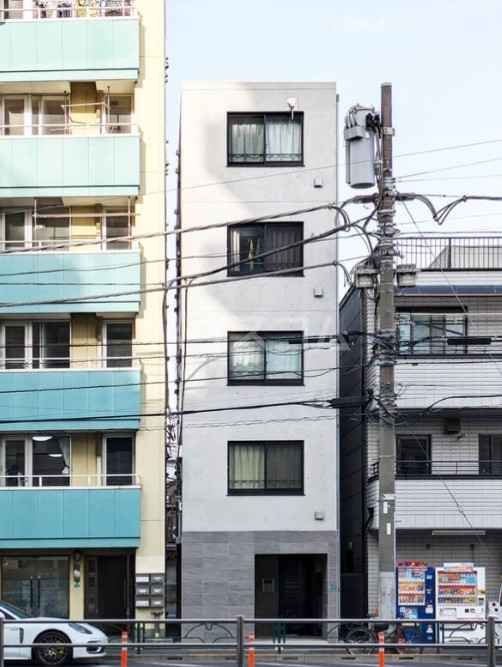2/8 外観