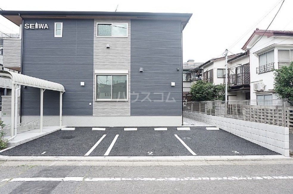 3/10 駐車場