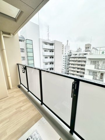 20/30 バルコニー
