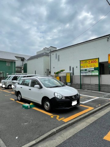 28/30 駐車場
