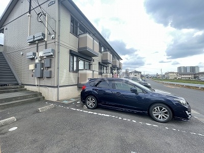4/13 駐車場