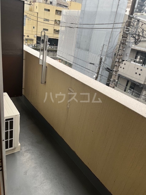 18/25 バルコニー
