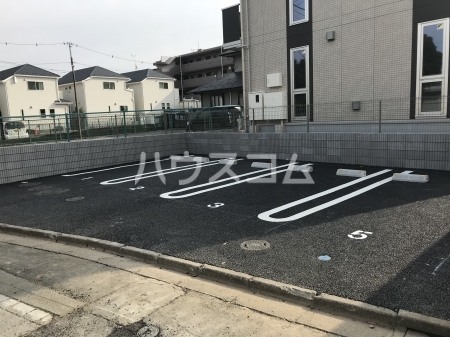 15/25 駐車場