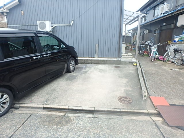 8/16 駐車場