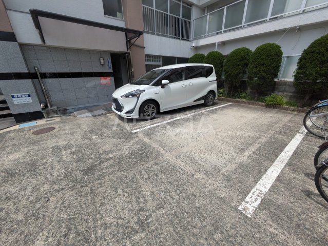 2/12 駐車場