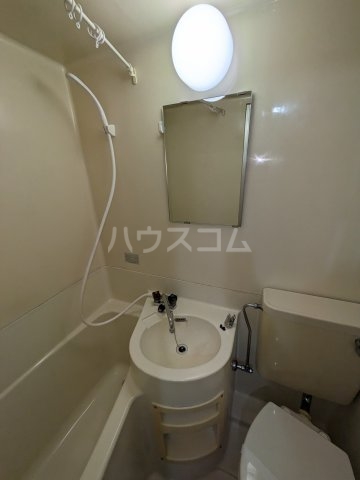 13/30 洗面