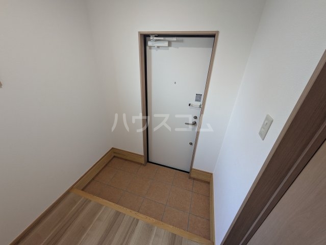17/30 玄関