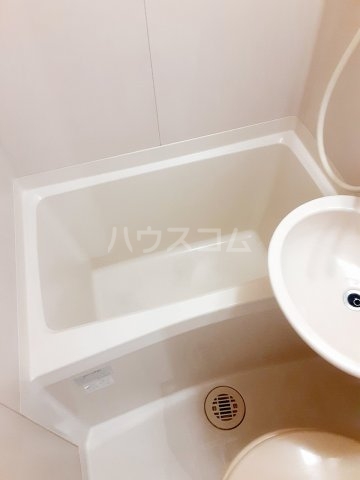 13/30 浴室