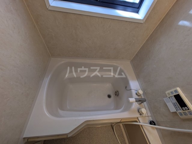 18/30 浴室