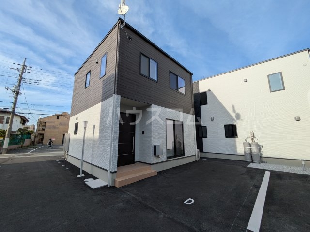 2/4 駐車場
