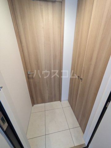13/29 玄関