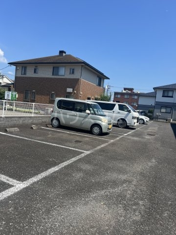 24/29 駐車場