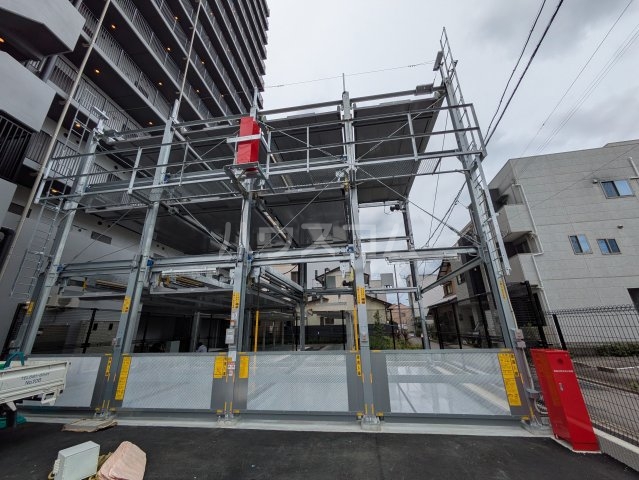 20/30 駐車場