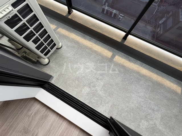 19/30 バルコニー