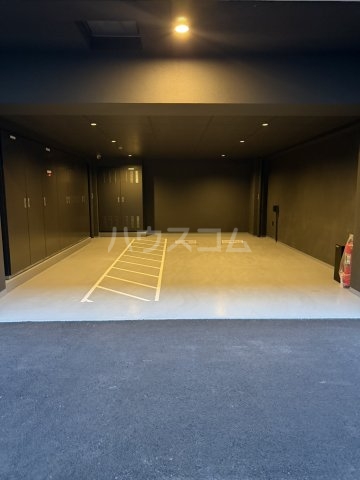 25/29 駐車場