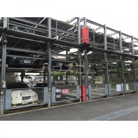 15/22 駐車場